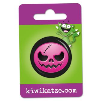 Ansteckbutton Fratze pink an Eurolochkarte